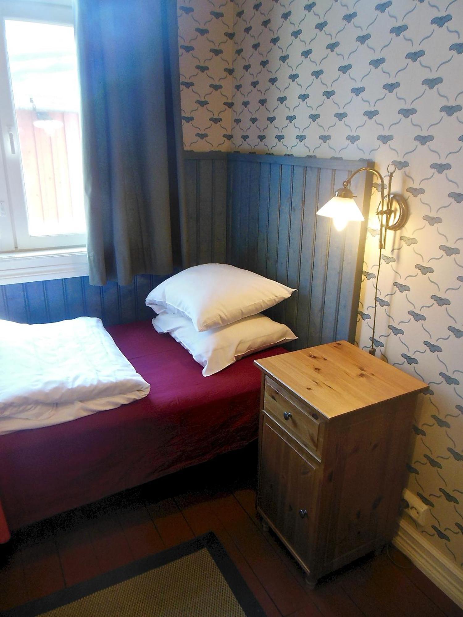 Hotel & Cafe Lanterna Nauvo Quarto foto